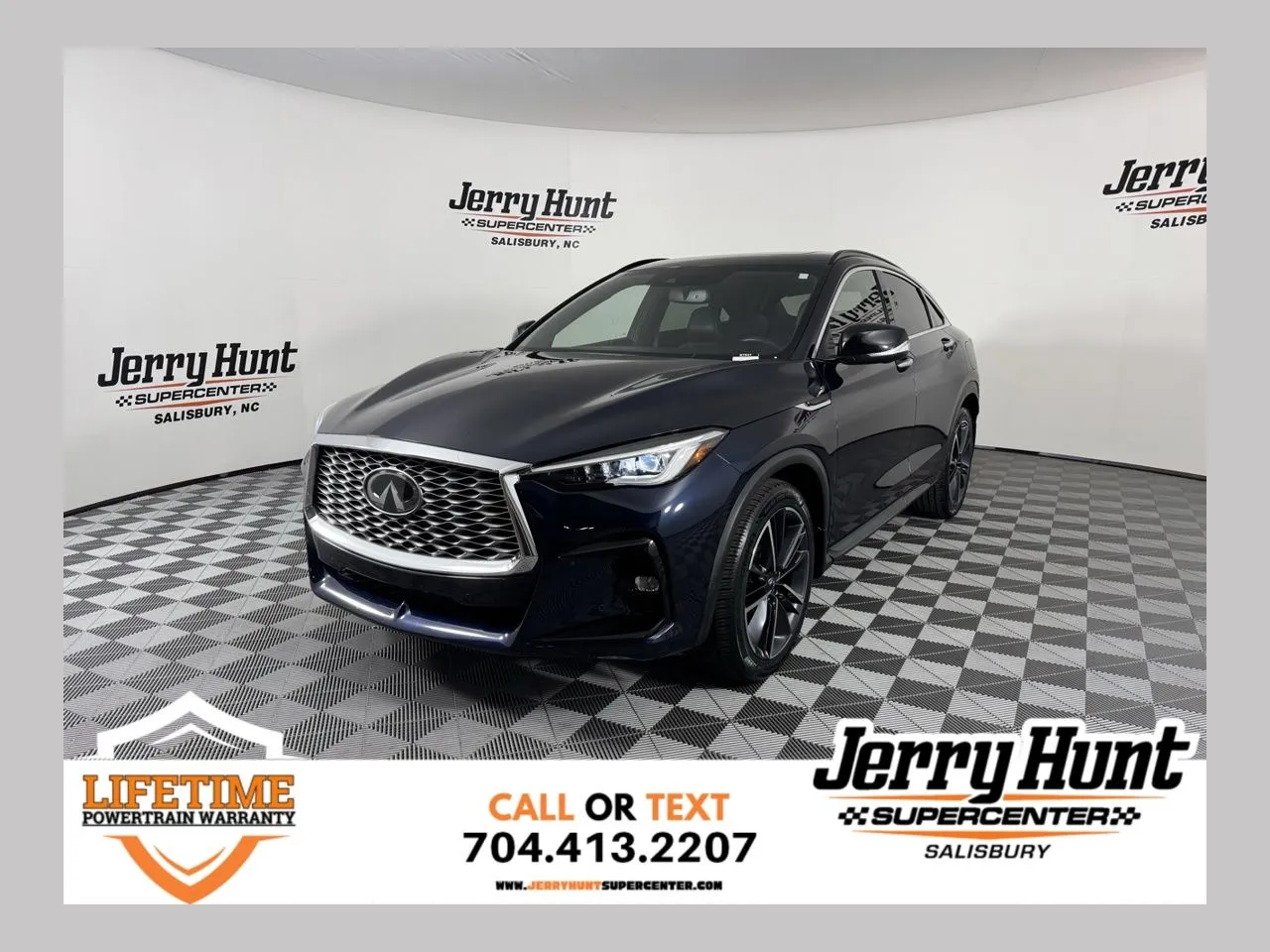 2023 INFINITI QX55 Essential's photo