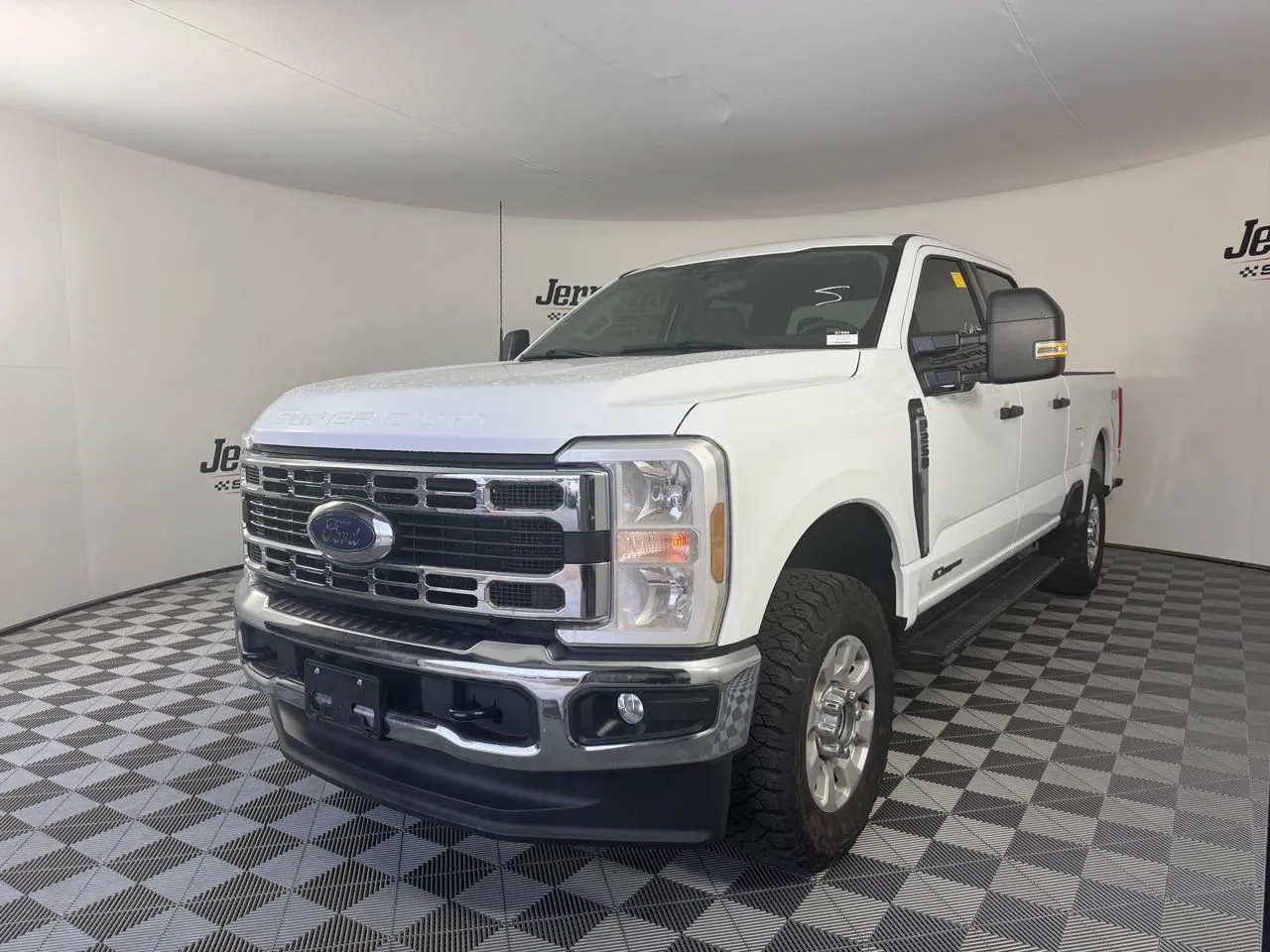 2024 Ford F-250 Super Duty XLT's photo