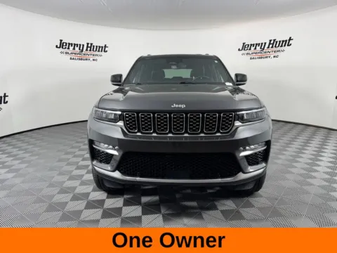 More photos of 2025 Jeep Grand Cherokee Summit at Jerry Hunt Supercenter - Salisbury, NC