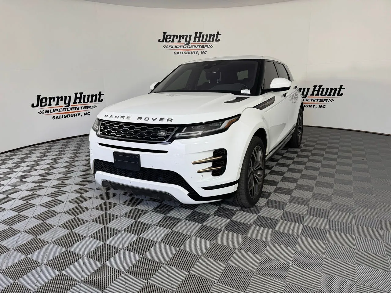 2020 Land Rover Range Rover Evoque SE's photo
