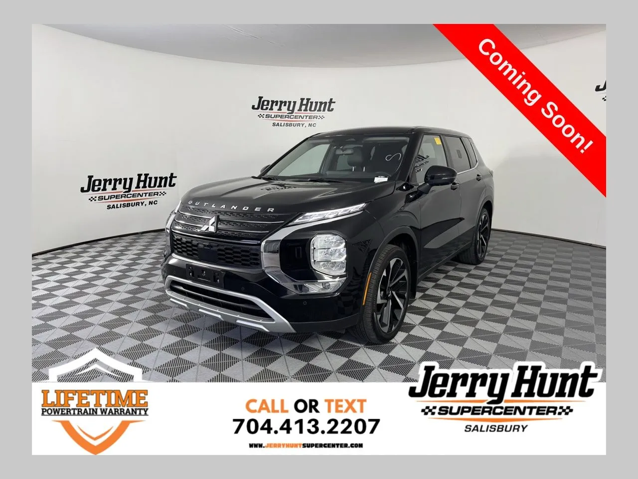 2022 Mitsubishi Outlander SE's photo