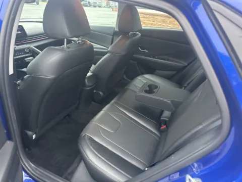 More photos of 2021 Hyundai Elantra Limited at Jerry Hunt Supercenter - Salisbury, NC