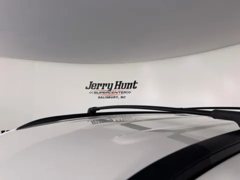 More photos of 2018 Hyundai Santa Fe SE at Jerry Hunt Supercenter - Salisbury, NC