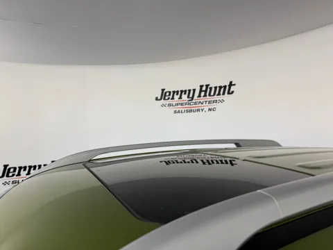 More photos of 2024 Hyundai Venue SEL at Jerry Hunt Supercenter - Salisbury, NC