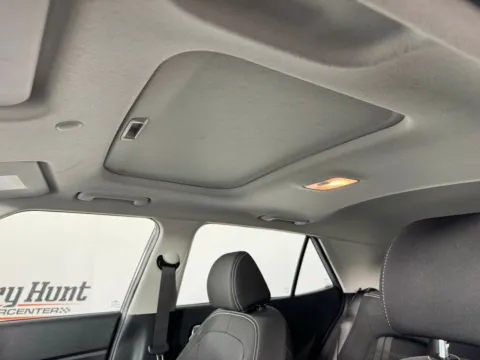 More photos of 2024 Hyundai Venue SEL at Jerry Hunt Supercenter - Salisbury, NC