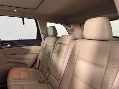 More photos of 2016 Jeep Grand Cherokee Limited at Jerry Hunt Supercenter - Salisbury, NC