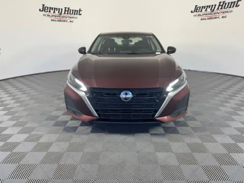 More photos of 2024 Nissan Altima 2.5 SV at Jerry Hunt Supercenter - Salisbury, NC