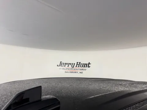 More photos of 2024 GMC Sierra 1500 SLT at Jerry Hunt Supercenter - Salisbury, NC