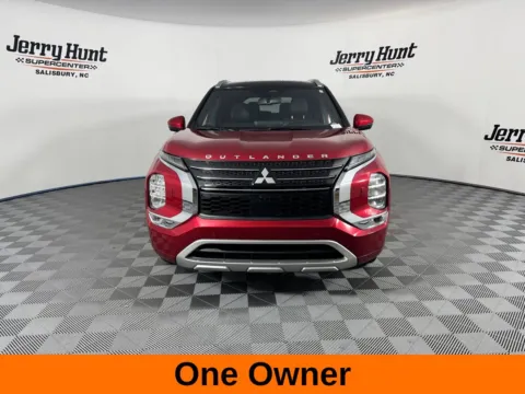 More photos of 2024 Mitsubishi Outlander SEL at Jerry Hunt Supercenter - Salisbury, NC