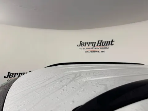 More photos of 2024 Jeep Compass Latitude at Jerry Hunt Supercenter - Salisbury, NC