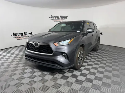Gray 2020 Toyota Highlander XLE for sale in Salisbury, NC