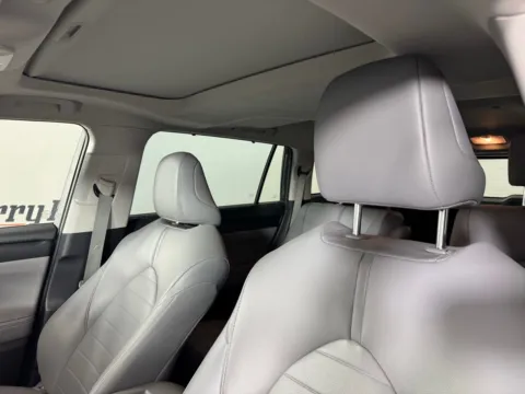 Photos of 2020 Toyota Highlander XLE for sale in Salisbury, NC at Jerry Hunt Supercenter - Salisbury