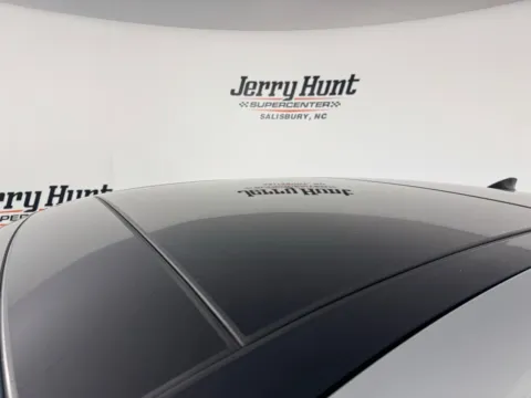 More photos of 2024 Hyundai Sonata Hybrid Limited at Jerry Hunt Supercenter - Salisbury, NC