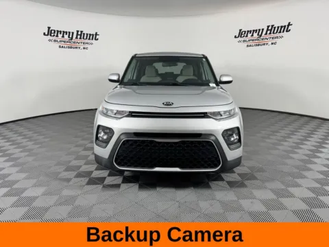 More photos of 2021 Kia Soul LX at Jerry Hunt Supercenter - Salisbury, NC