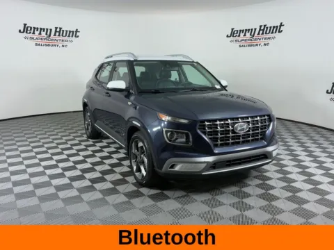 More photos of 2022 Hyundai Venue Limited at Jerry Hunt Supercenter - Salisbury, NC