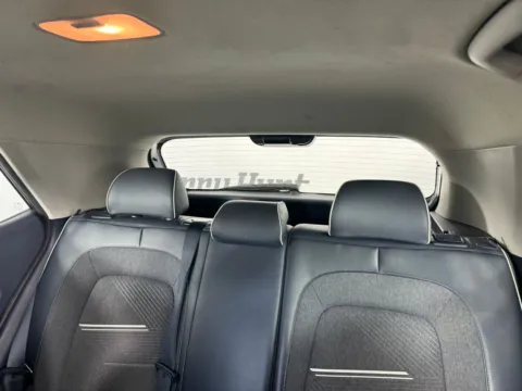 More photos of 2022 Hyundai Venue Limited at Jerry Hunt Supercenter - Salisbury, NC