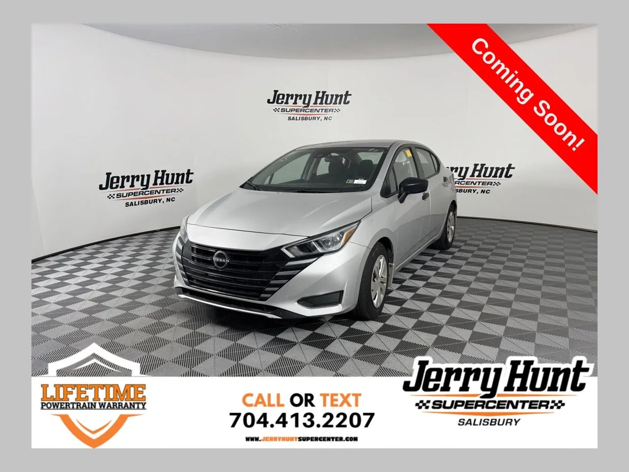 2024 Nissan Versa Sedan S's photo