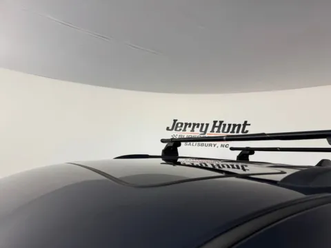 More photos of 2017 Jeep Grand Cherokee Trailhawk at Jerry Hunt Supercenter - Salisbury, NC