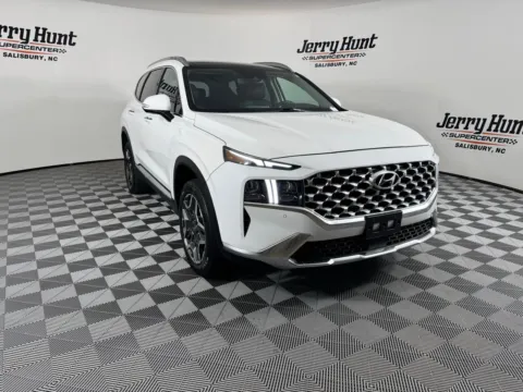 More photos of 2023 Hyundai Santa Fe Limited at Jerry Hunt Supercenter - Salisbury, NC