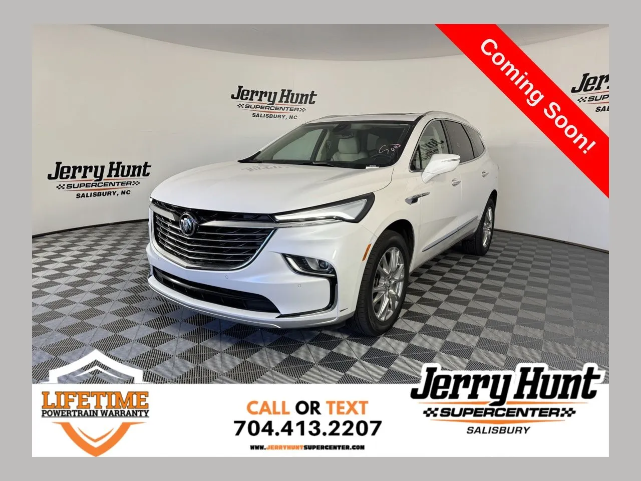 2023 Buick Enclave Essence's photo