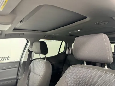 More photos of 2023 GMC Acadia SLE at Jerry Hunt Supercenter - Salisbury, NC