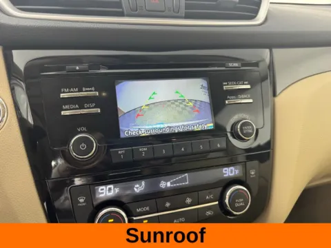 More photos of 2014 Nissan Rogue SV at Jerry Hunt Supercenter - Salisbury, NC