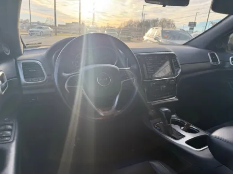 More photos of 2021 Jeep Grand Cherokee Laredo X at Jerry Hunt Supercenter - Salisbury, NC