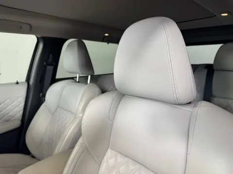 Another view of 2024 Mitsubishi Outlander SEL for sale in Salisbury, NC at Jerry Hunt Supercenter - Salisbury