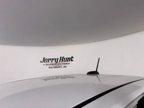 More photos of 2022 Chevrolet Colorado LT at Jerry Hunt Supercenter - Salisbury, NC