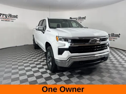 More photos of 2023 Chevrolet Silverado 1500 LT at Jerry Hunt Supercenter - Salisbury, NC