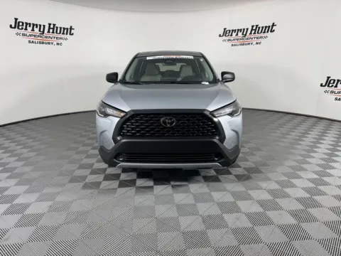 More photos of 2024 Toyota Corolla Cross L at Jerry Hunt Supercenter - Salisbury, NC