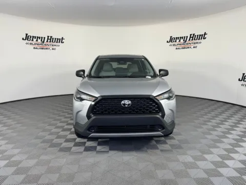 More photos of 2024 Toyota Corolla Cross L at Jerry Hunt Supercenter - Salisbury, NC