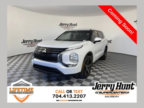 White 2024 Mitsubishi Outlander ES for sale in Salisbury, NC