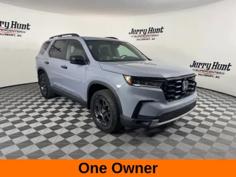 More photos of 2025 Honda Pilot TrailSport at Jerry Hunt Supercenter - Salisbury, NC