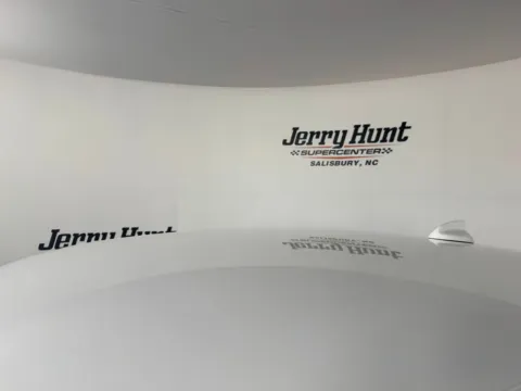 More photos of 2022 Dodge Charger R/T Scat Pack at Jerry Hunt Supercenter - Salisbury, NC