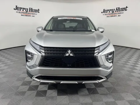 More photos of 2024 Mitsubishi Eclipse Cross at Jerry Hunt Supercenter - Salisbury, NC