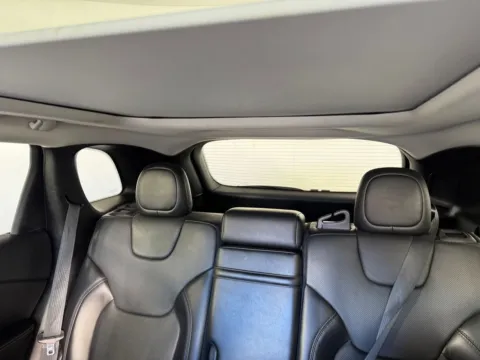 More photos of 2019 Jeep Cherokee Limited at Jerry Hunt Supercenter - Salisbury, NC