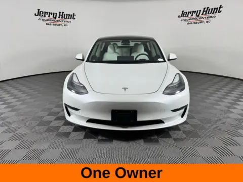 More photos of 2023 Tesla Model 3 at Jerry Hunt Supercenter - Salisbury, NC