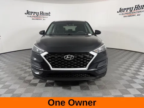 More photos of 2021 Hyundai Tucson SE at Jerry Hunt Supercenter - Salisbury, NC