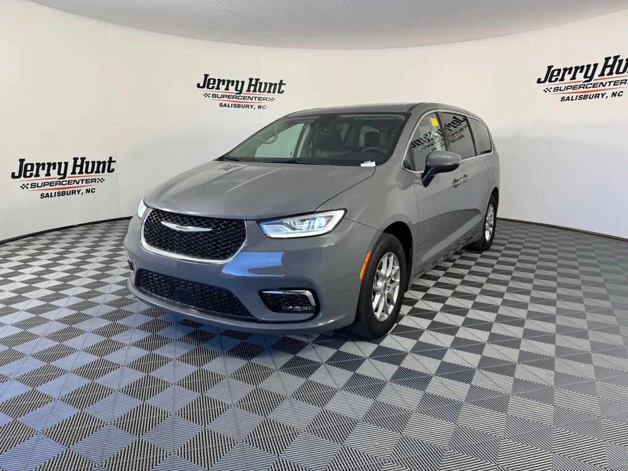 2023 Chrysler Pacifica Touring L for sale in Salisbury, NC