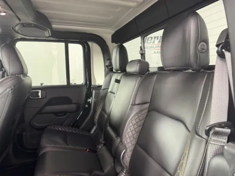 More photos of 2021 Jeep Gladiator High Altitude at Jerry Hunt Supercenter - Salisbury, NC