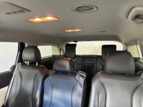 More photos of 2024 Kia Carnival LX at Jerry Hunt Supercenter - Salisbury, NC