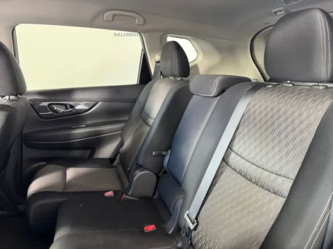 More photos of 2017 Nissan Rogue S at Jerry Hunt Supercenter - Salisbury, NC