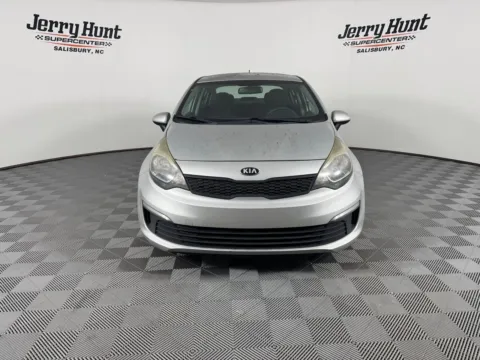 More photos of 2017 Kia Rio LX at Jerry Hunt Supercenter - Salisbury, NC