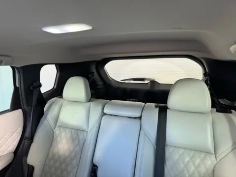 More photos of 2022 Mitsubishi Outlander SEL at Jerry Hunt Supercenter - Salisbury, NC