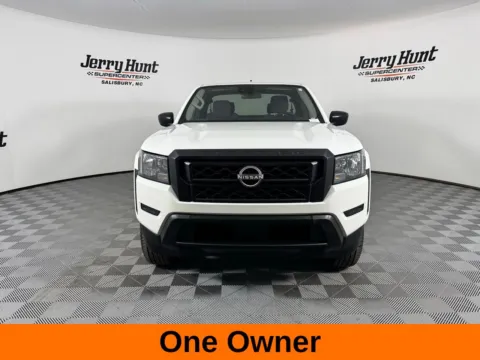 More photos of 2022 Nissan Frontier S at Jerry Hunt Supercenter - Salisbury, NC