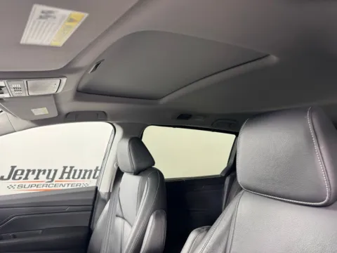 More photos of 2024 Honda Odyssey EX-L at Jerry Hunt Supercenter - Salisbury, NC