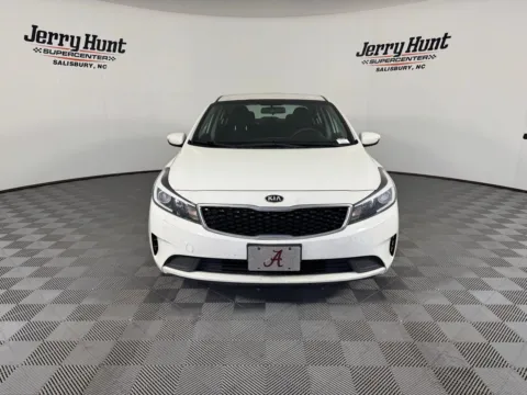 More photos of 2018 Kia Forte LX at Jerry Hunt Supercenter - Salisbury, NC