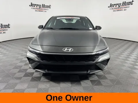 More photos of 2025 Hyundai Elantra SEL Sport at Jerry Hunt Supercenter - Salisbury, NC