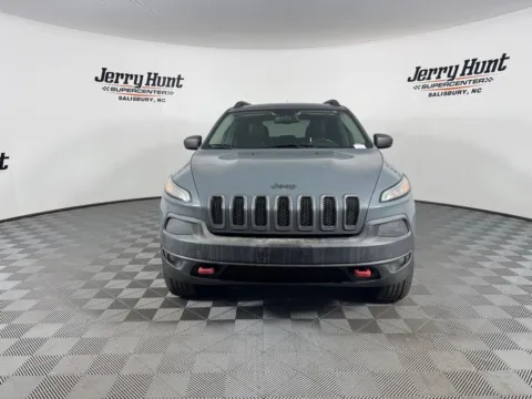 More photos of 2015 Jeep Cherokee Trailhawk at Jerry Hunt Supercenter - Salisbury, NC